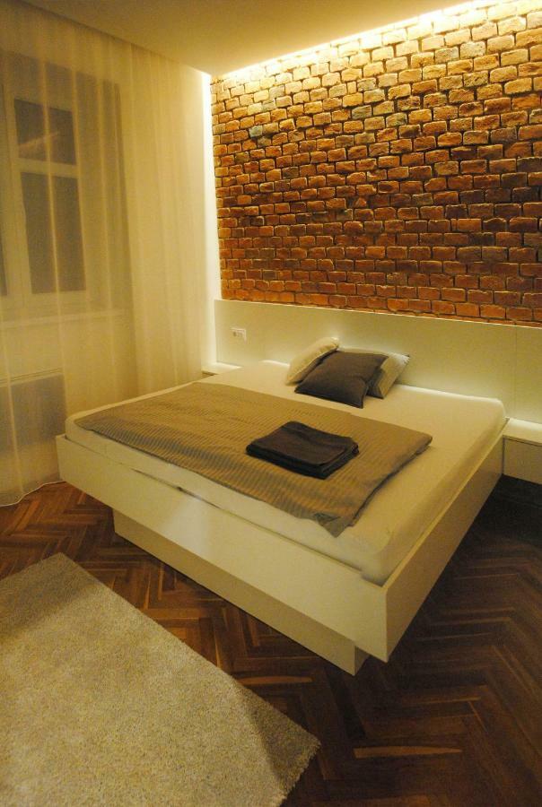 Apartments Centre In Style 올로모우츠 외부 사진