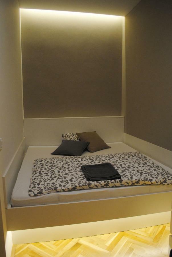 Apartments Centre In Style 올로모우츠 외부 사진